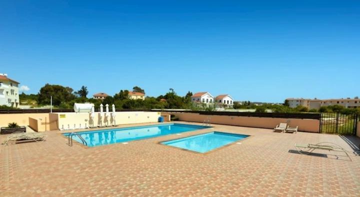 Nissi Golden Sands Sea View 2 Bedroom Apartment Ayía Nápa Extérieur photo