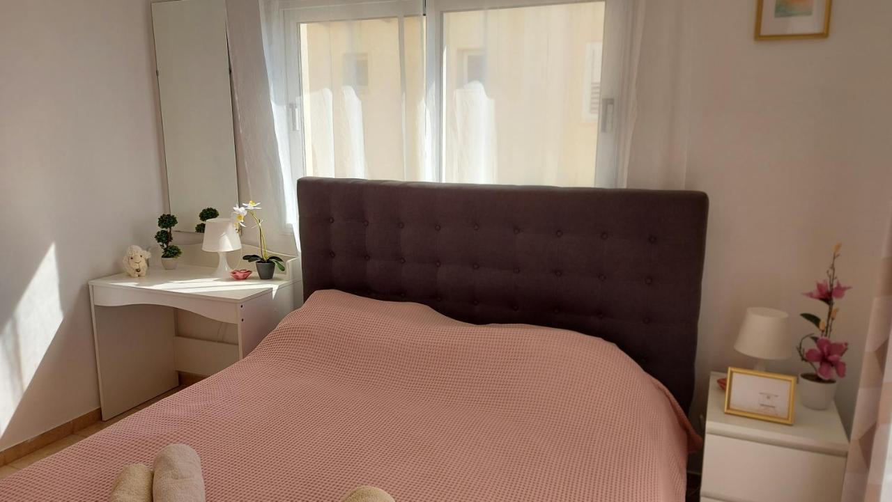 Nissi Golden Sands Sea View 2 Bedroom Apartment Ayía Nápa Extérieur photo