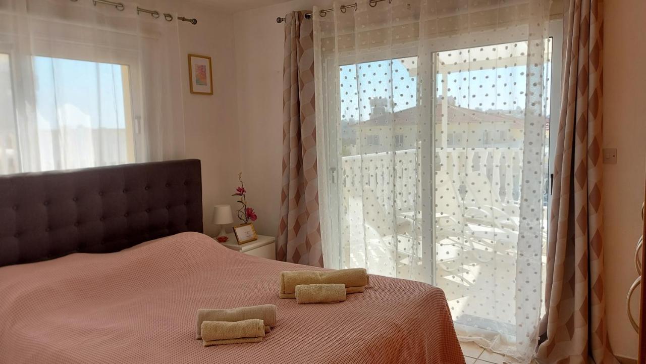 Nissi Golden Sands Sea View 2 Bedroom Apartment Ayía Nápa Extérieur photo