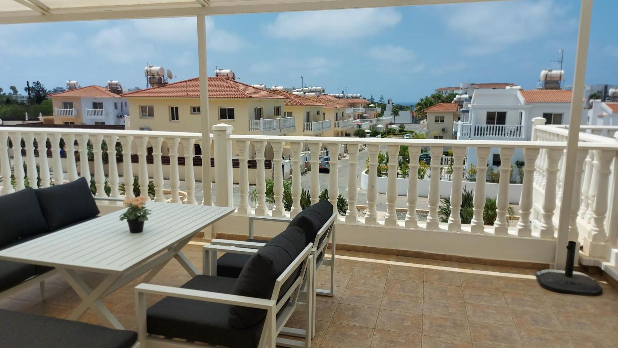 Nissi Golden Sands Sea View 2 Bedroom Apartment Ayía Nápa Extérieur photo